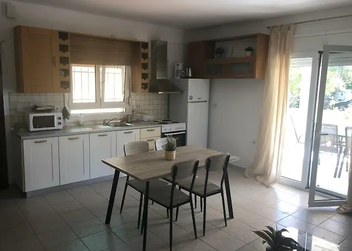 度假居 Anna House Palouri