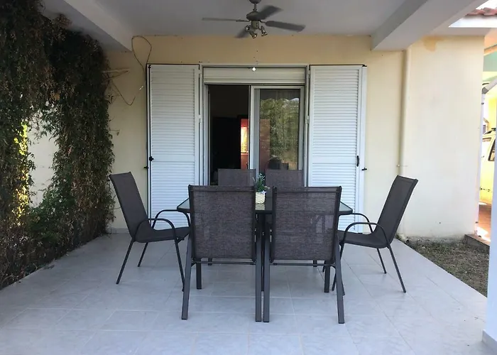 度假居 Anna House Palouri 帕利乌里翁